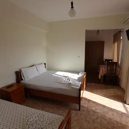Guest house Mondi Ksamil