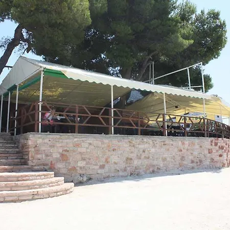 Mondi 3* Ksamil