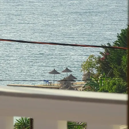 Mondi Maison d'hôtes Ksamil