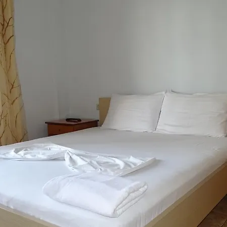 Mondi Maison d'hôtes Ksamil