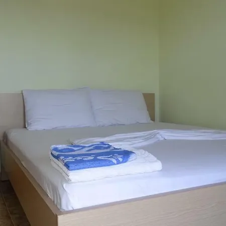 Mondi Maison d'hôtes Ksamil